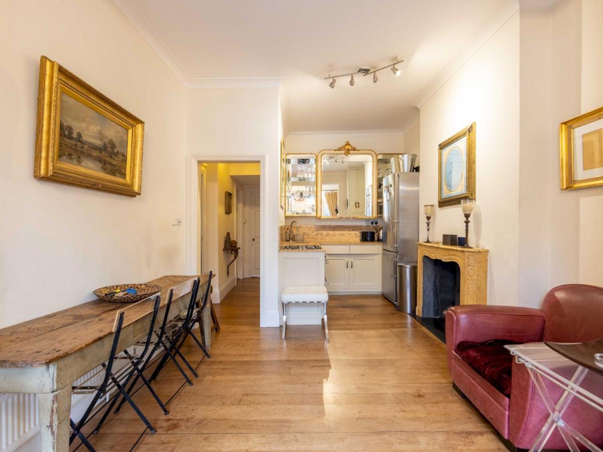 Pass The Keys Split-Floors Antique Apartment In Portobello Road Лондон Экстерьер фото
