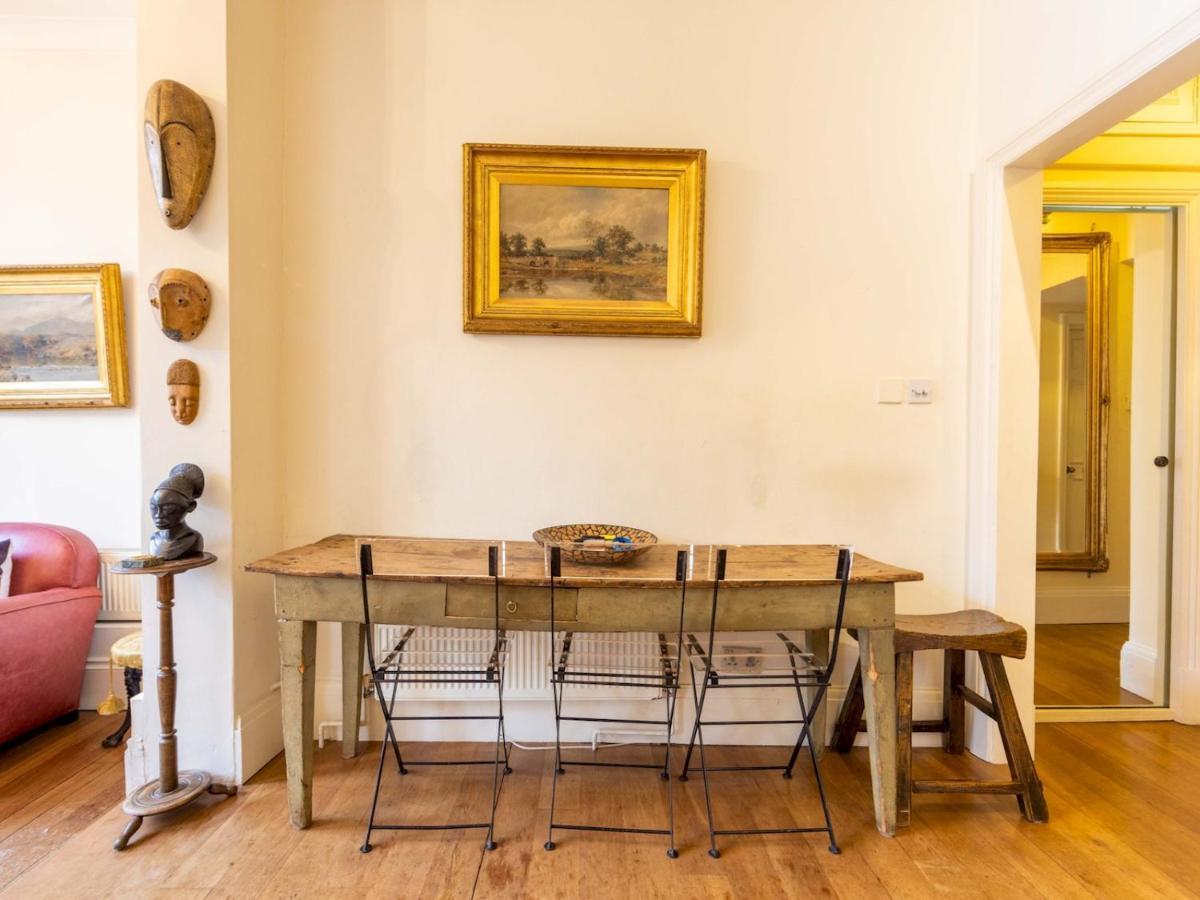 Pass The Keys Split-Floors Antique Apartment In Portobello Road Лондон Экстерьер фото