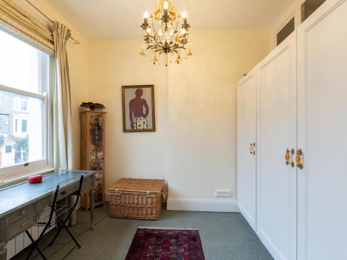Pass The Keys Split-Floors Antique Apartment In Portobello Road Лондон Экстерьер фото
