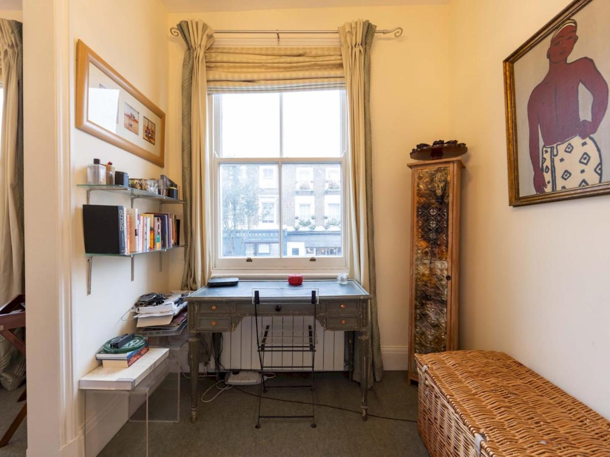 Pass The Keys Split-Floors Antique Apartment In Portobello Road Лондон Экстерьер фото
